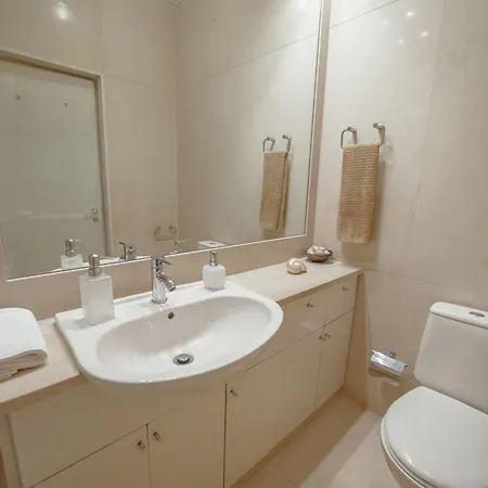 Grand Botanic Garden By Vacationy By Interhome Apartment